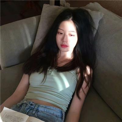 远山淡影